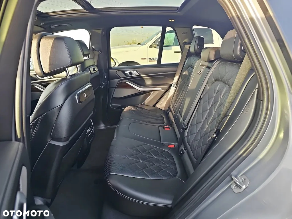 BMW X5 xDrive40i - 10