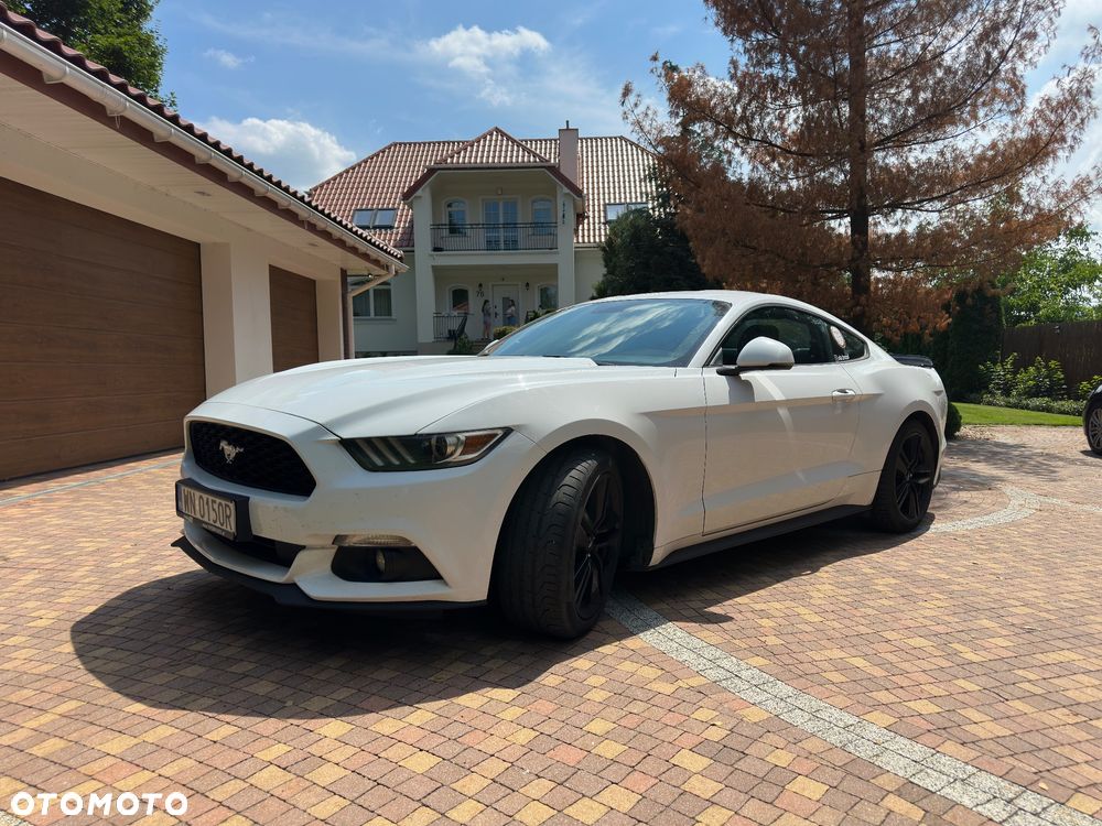 Ford Mustang - 5