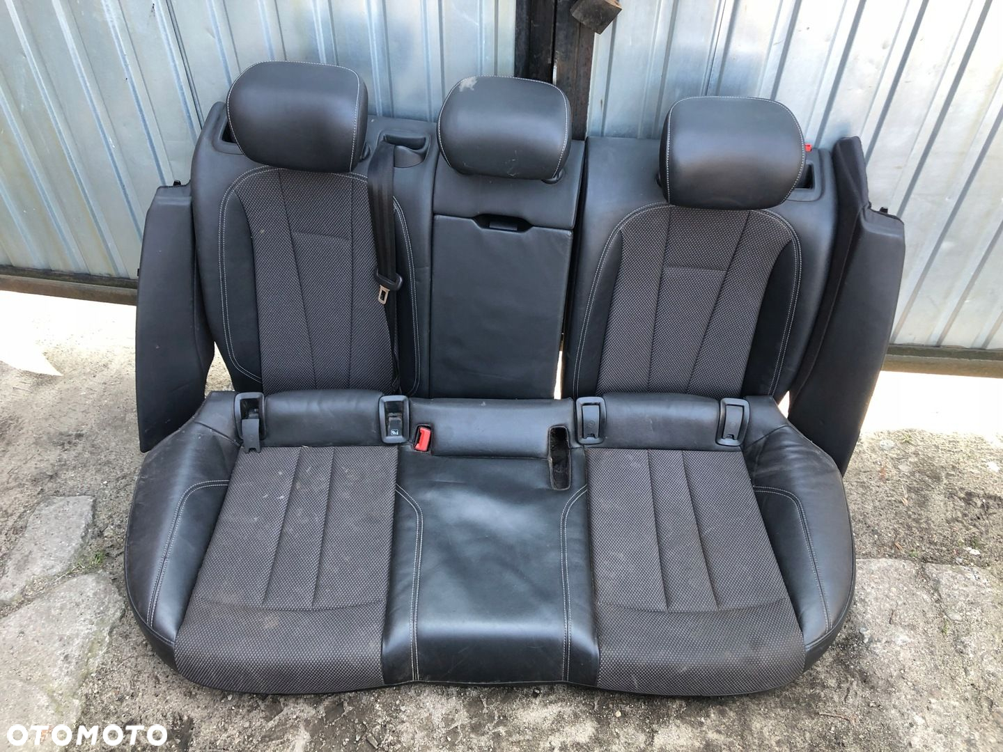 A4 B9 15-19 SEDAN S-LINE FOTELE SKÓRA MATERIAŁ BOCZKI PODŁOKIETNIK KPL - 14
