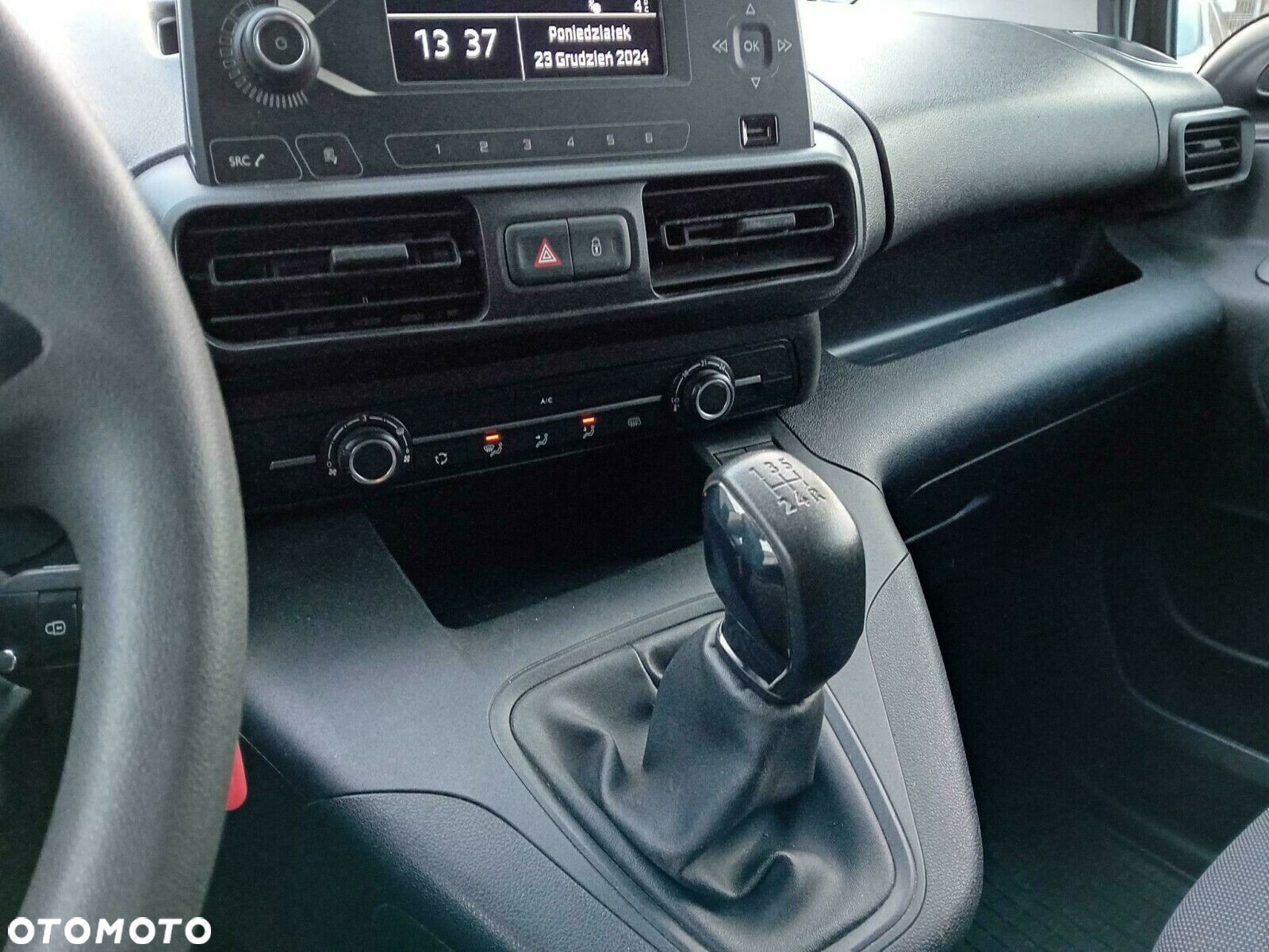 Opel Combo - 16
