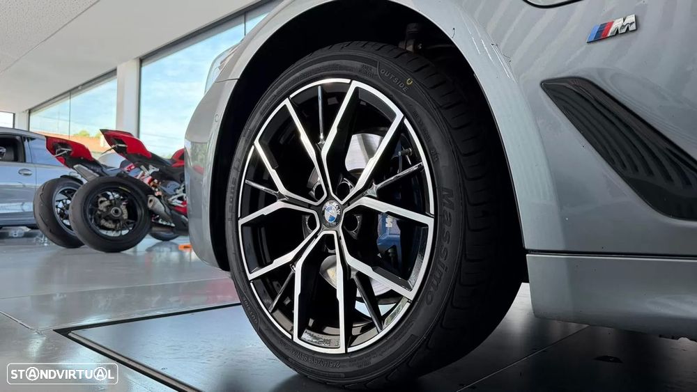 BMW 530 e Pack Desportivo M - 33