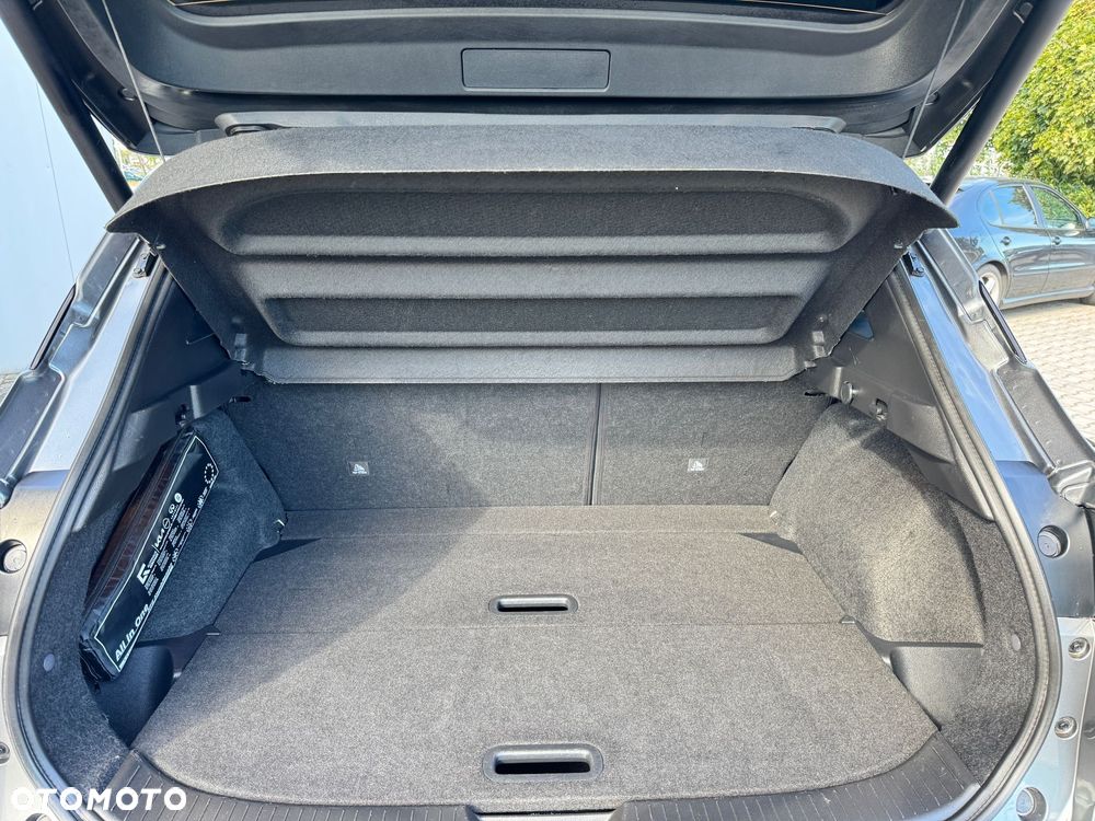 Nissan Qashqai 1.3 DIG-T MHEV N-Connecta - 28