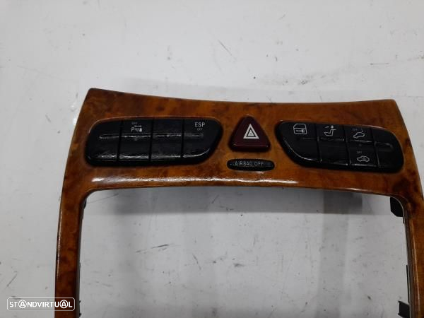 Moldura / Estrutura Consola Central / Rádio Mercedes-Benz Clk (C209) - 3