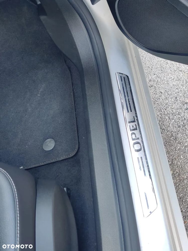 Opel Astra - 11