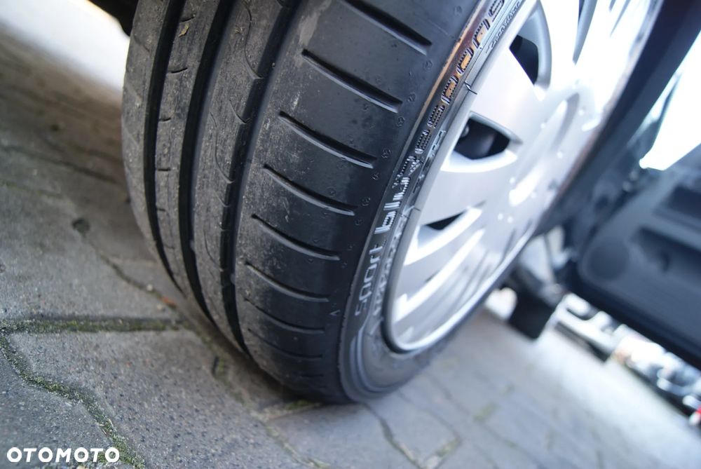 Mitsubishi Colt 1.1 Inform - 27