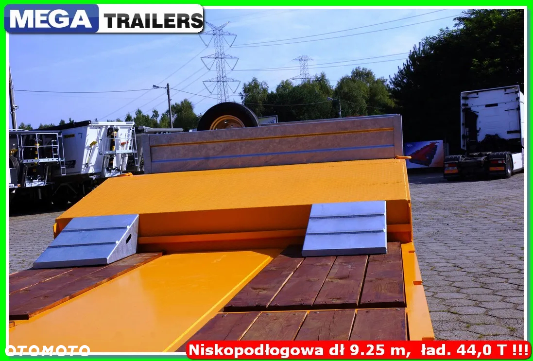 Mega Niska podłoga, DMC 54 T, oś skrętna, najazdy HYDRULICZNE 4,0 M !!! - 17