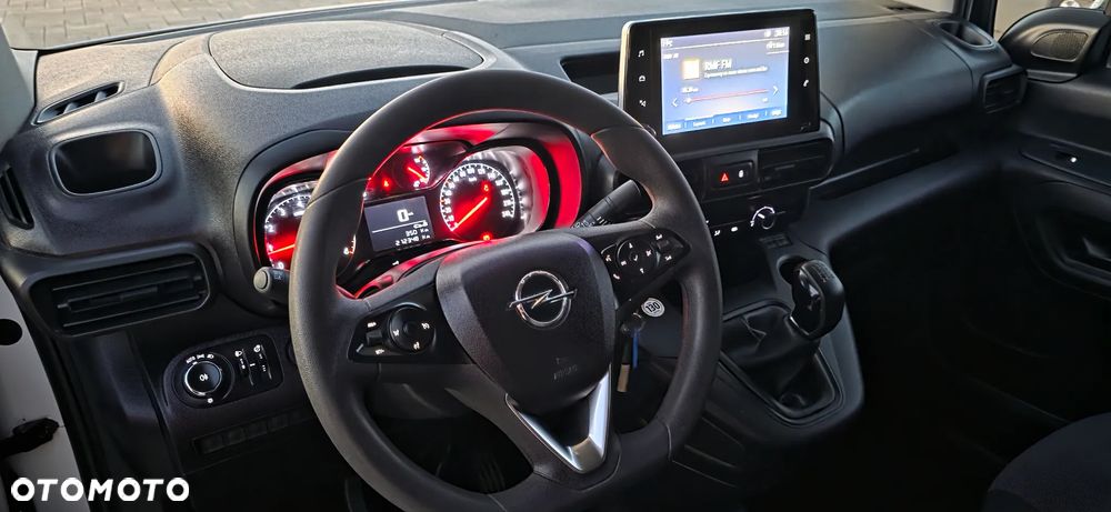 Opel Combo - 17