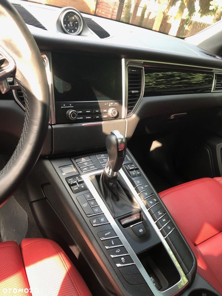 Porsche Macan - 16