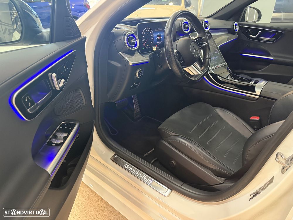 Mercedes-Benz C 300 e T 9G-TRONIC AMG Line - 12