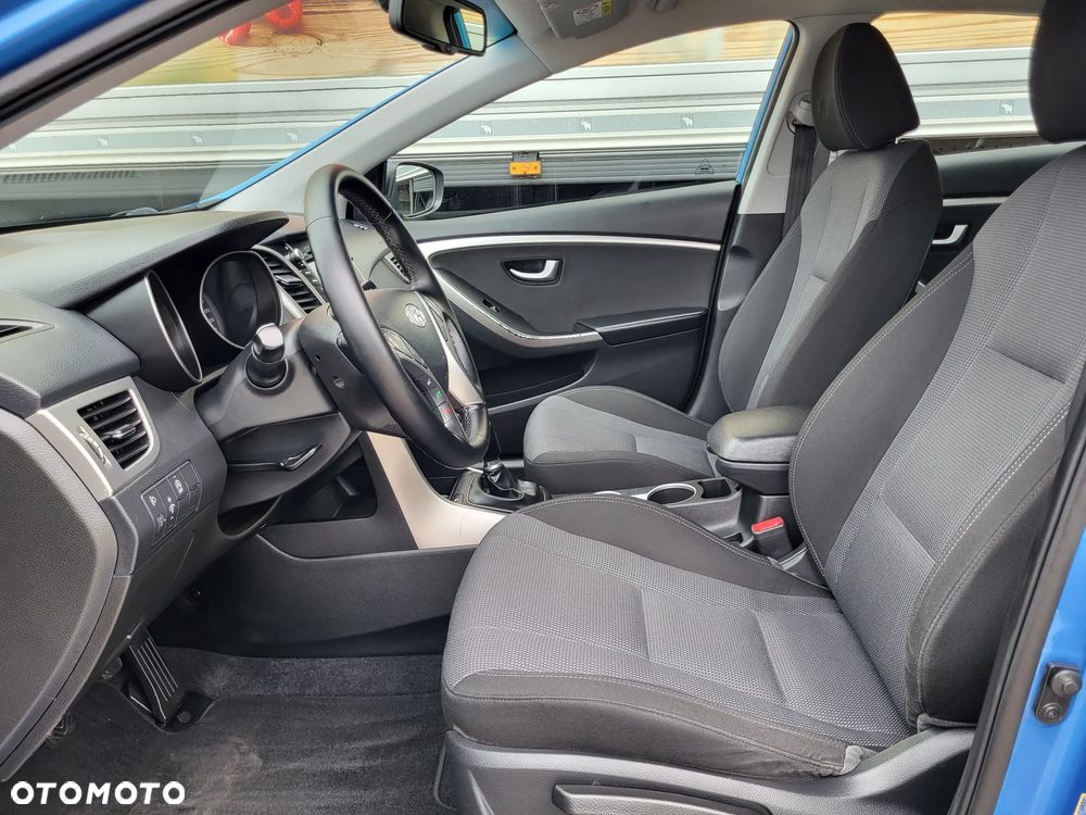 Hyundai i30 1.4 Passion Plus - 17