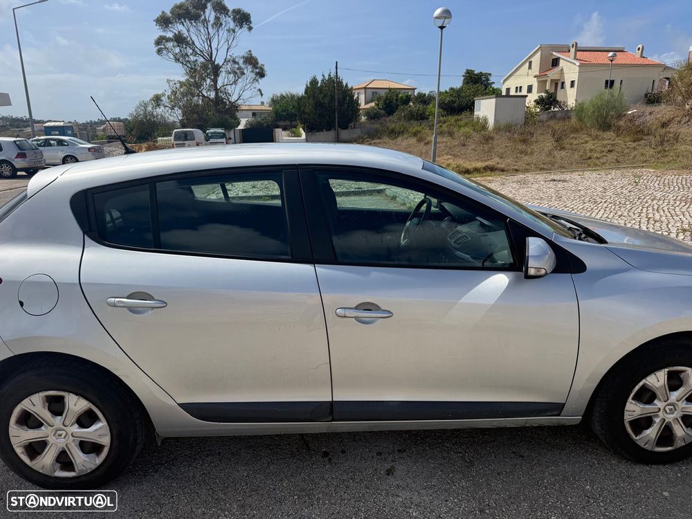 Renault Mégane 1.5 dCi Confort - 3