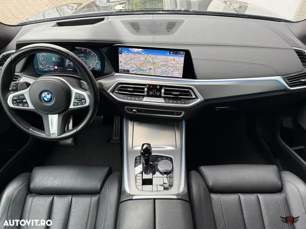BMW X5 xDrive45e - 11