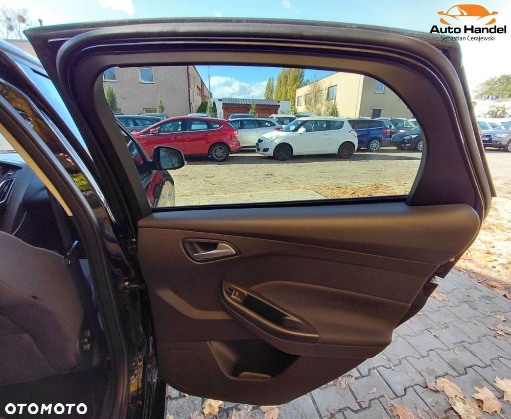 Ford Focus - 38