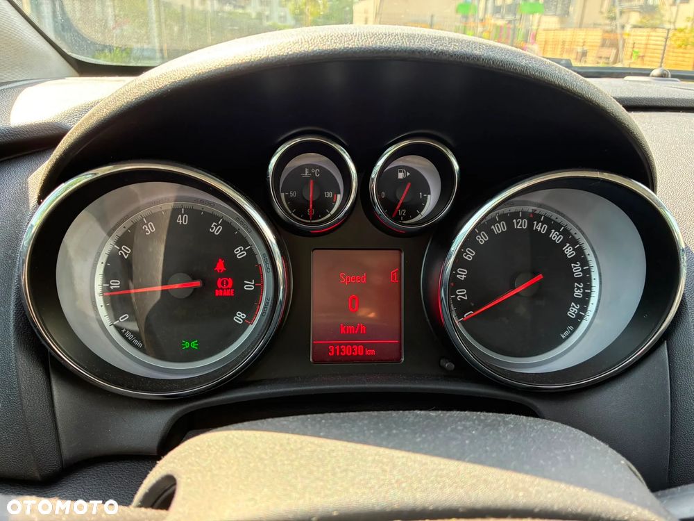 Opel Astra 1.6 T Sport - 19