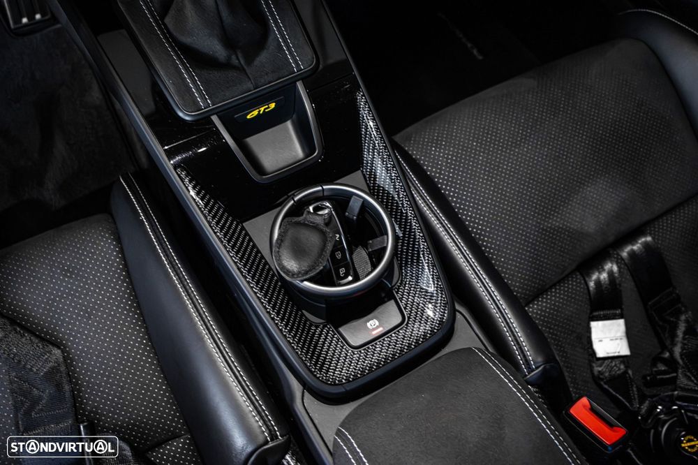 Porsche 911 (992) - 17