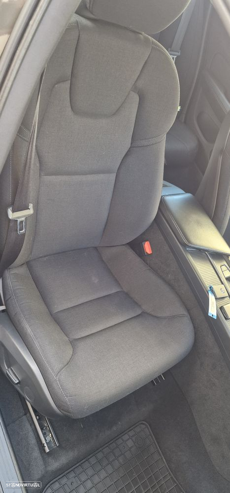 Volvo V60 2.0 D3 Inscription - 23