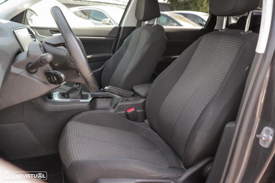 Peugeot 308 SW 1.5 BlueHDi Style — fotografia 6
