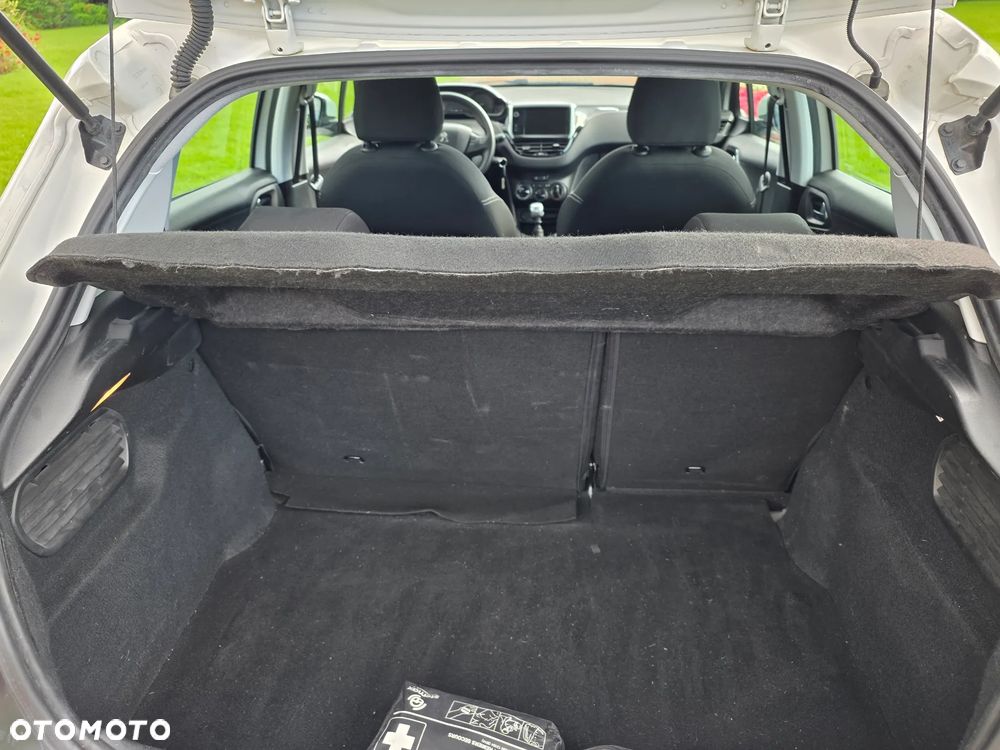 Peugeot 208 BlueHDi 100 Active Pack - 8