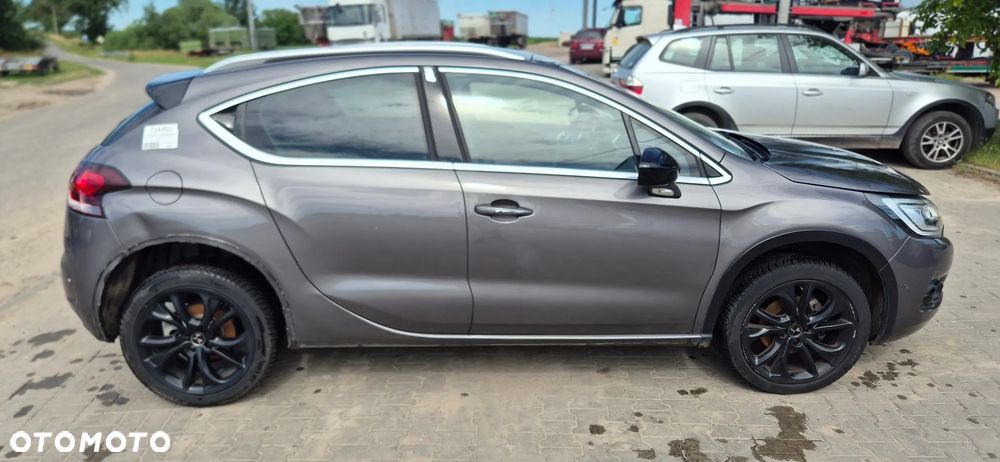 Citroën DS4 1.2 PureTech Be Chic S&S - 4