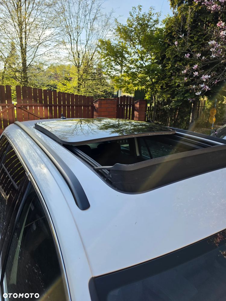 Volkswagen Passat 2.0 TDI (BlueMotion Technology) Highline - 28