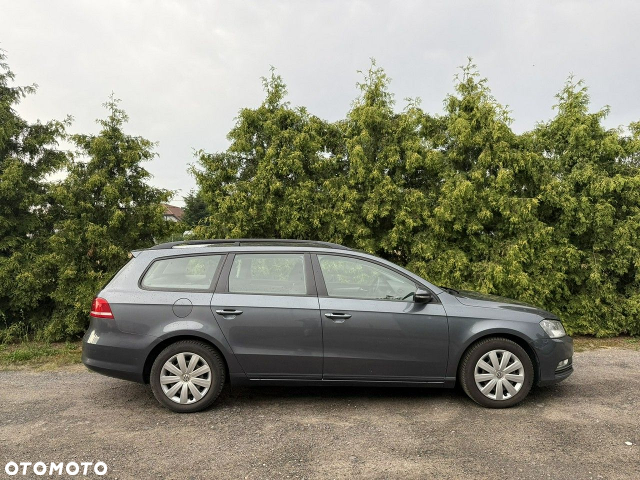Volkswagen Passat - 11