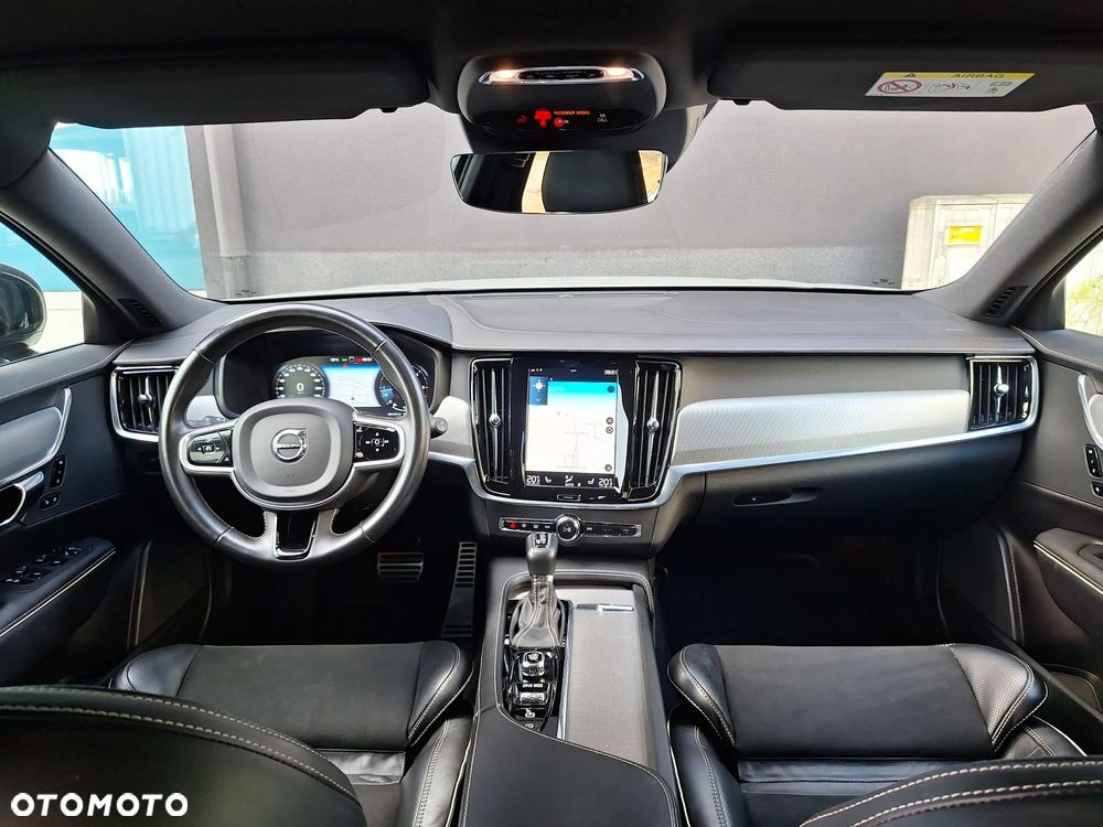 Volvo V90 D4 R-Design - 40