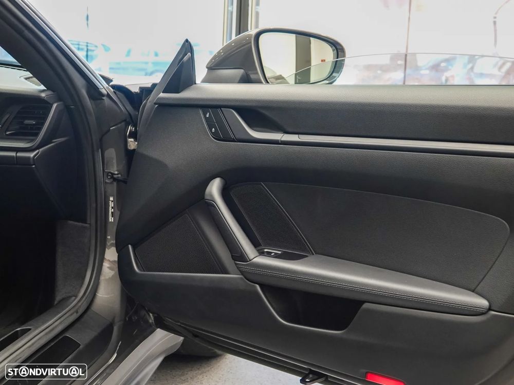 Porsche 911 (992) GT3 Touring Package PDK - 27
