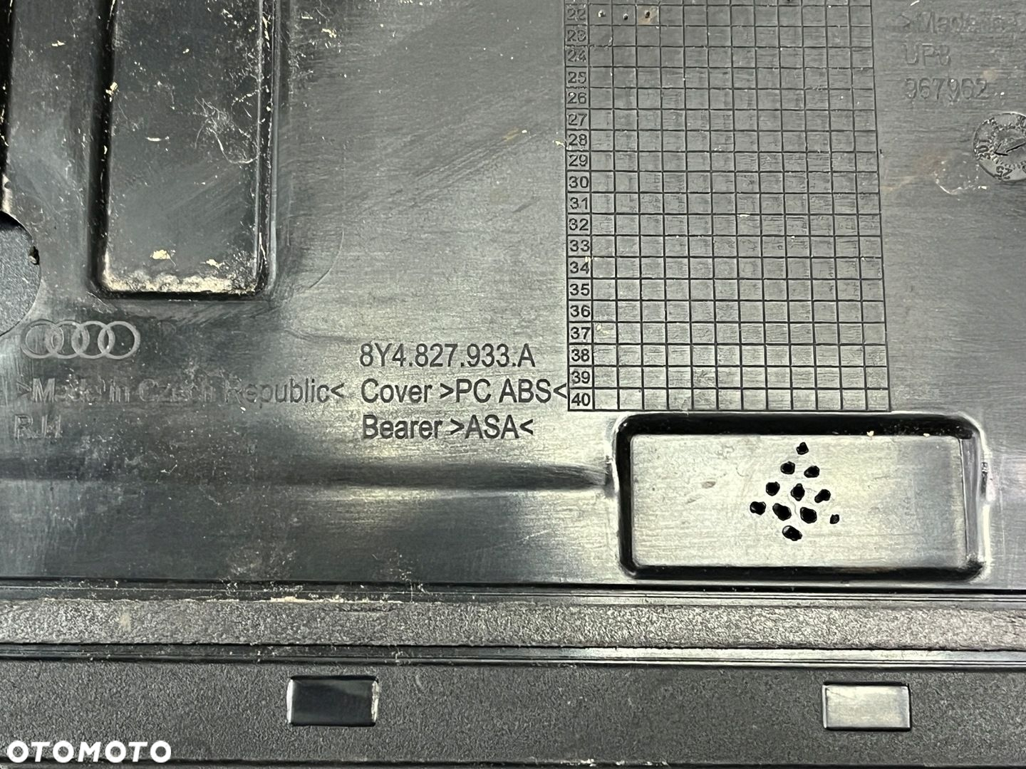Spoiler Spojler Lotka Dokładka Klapa tył S3 RS3 8Y4827933A - 2
