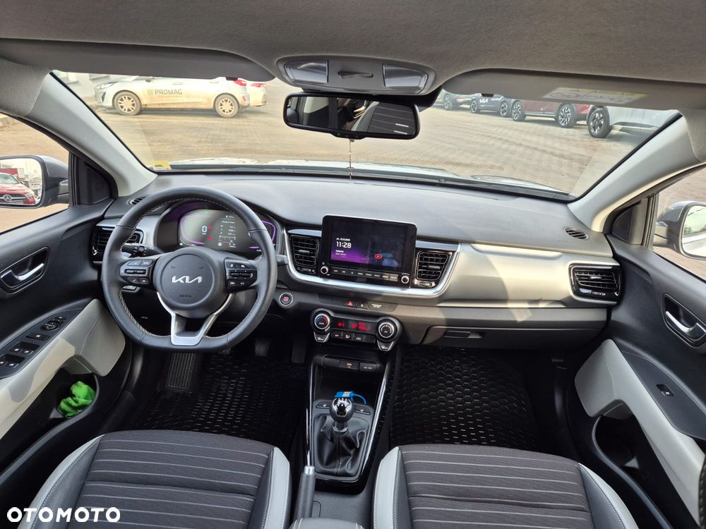 Kia Stonic 1.2 L - 13