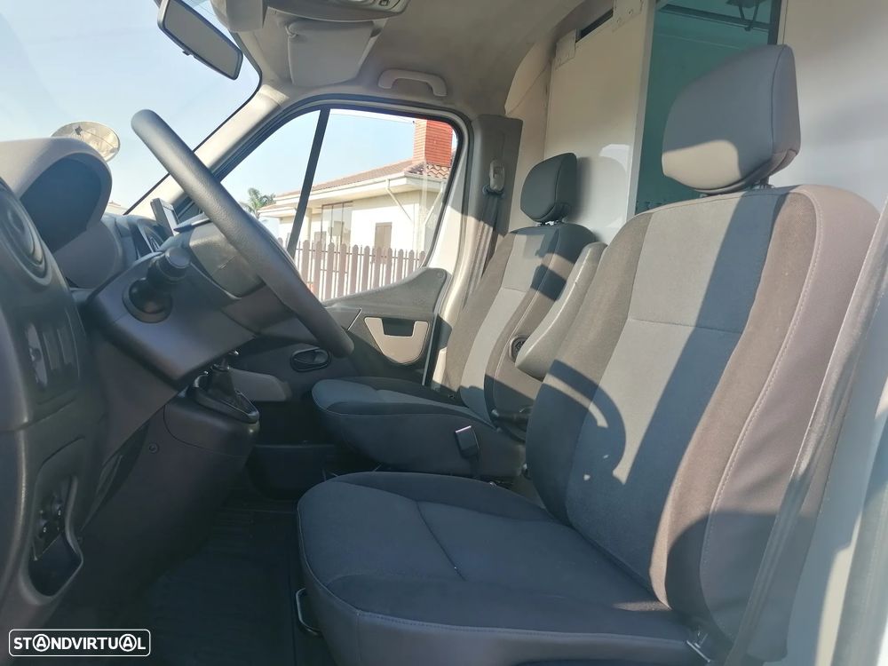 Renault Master 2.3 DCI - 10
