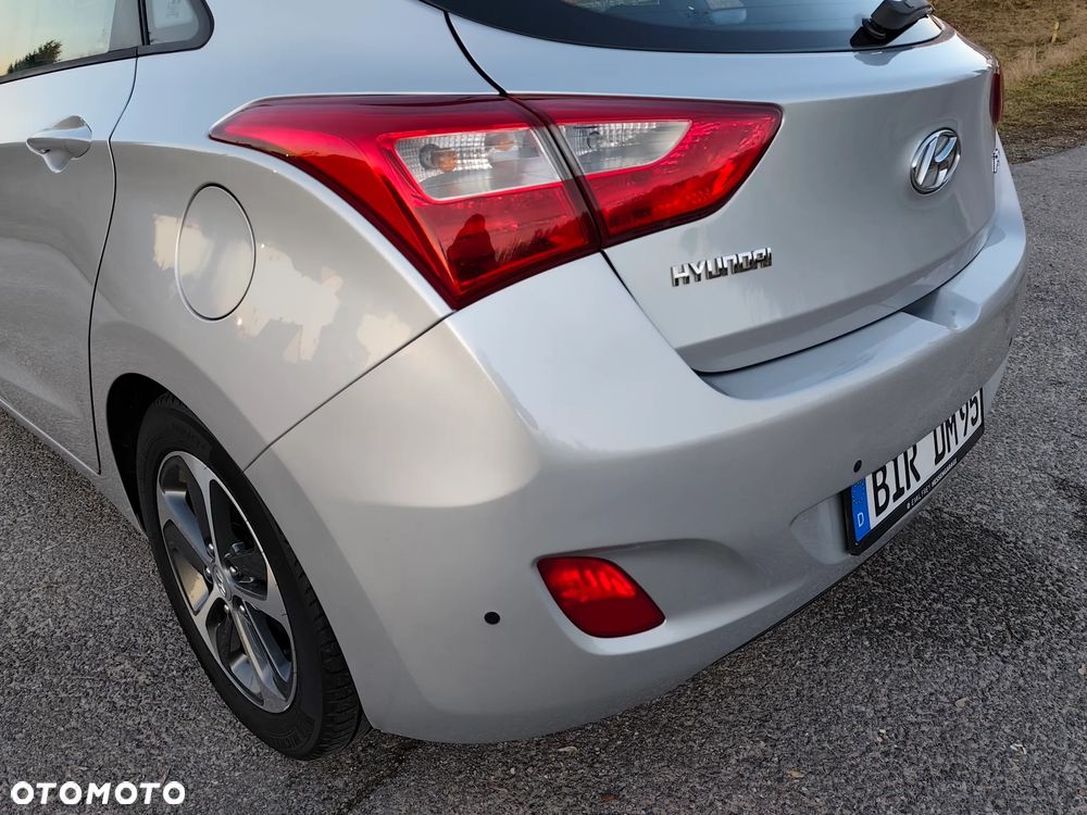 Hyundai i30 blue 1.4 YES Silver - 31