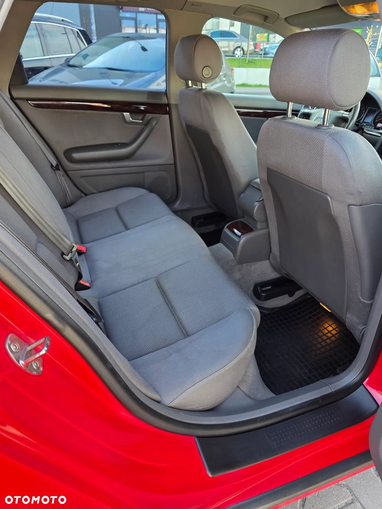 Audi A4 Avant 1.8T Quattro - 9