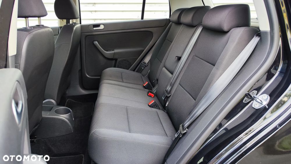 Volkswagen Golf Plus - 29