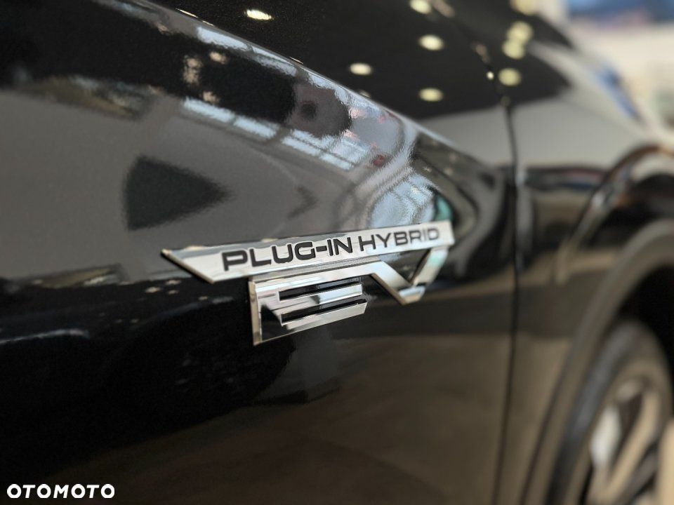 Mitsubishi Outlander - 21