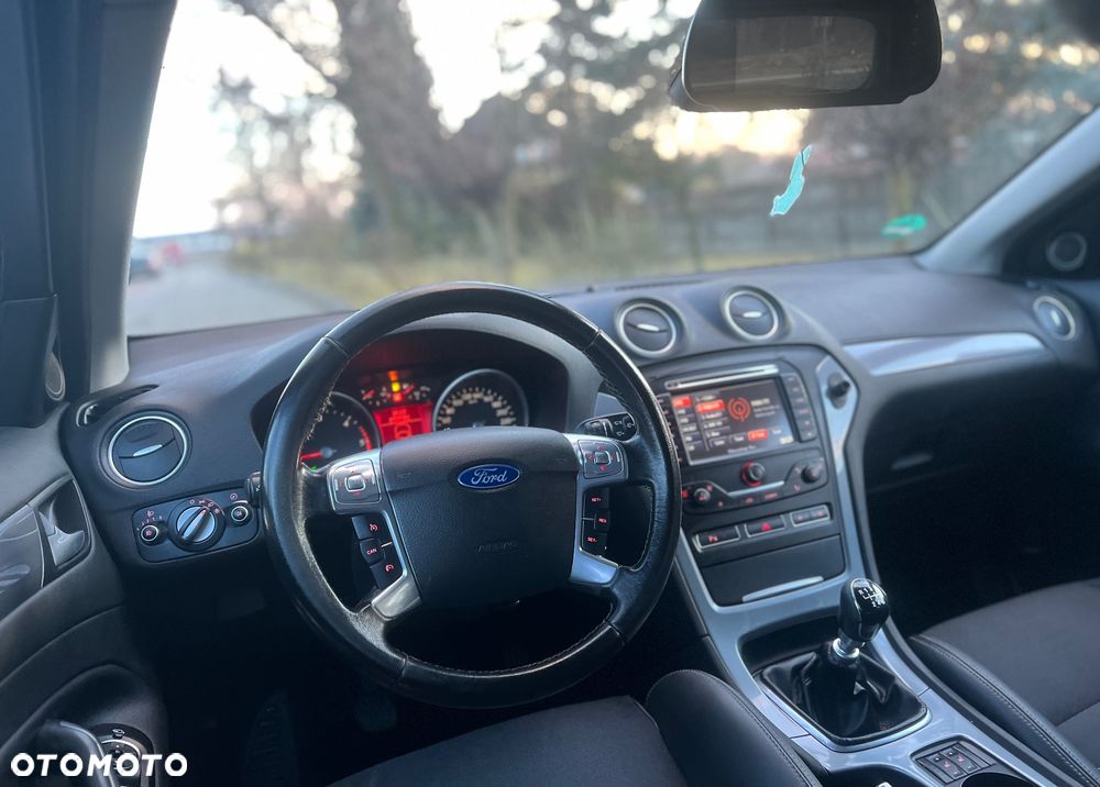 Ford Mondeo 2.0 TDCi Titanium - 10