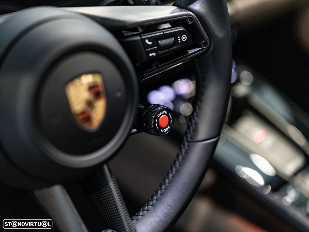 Porsche 911 (992) Carrera PDK - 53