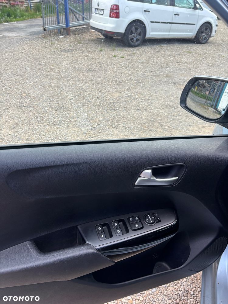 Kia Picanto 1.0 Attract - 3