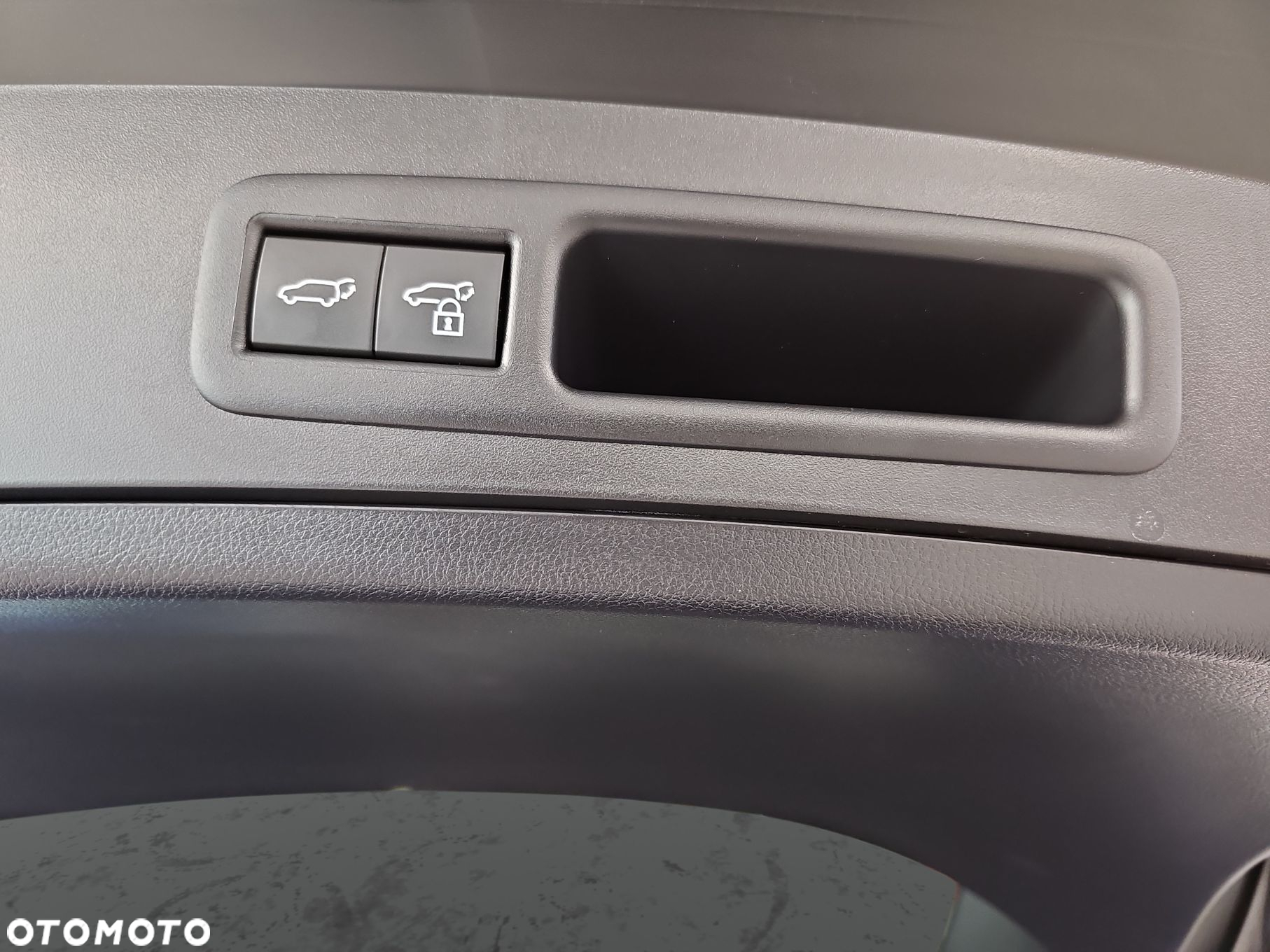 Lexus UX - 26