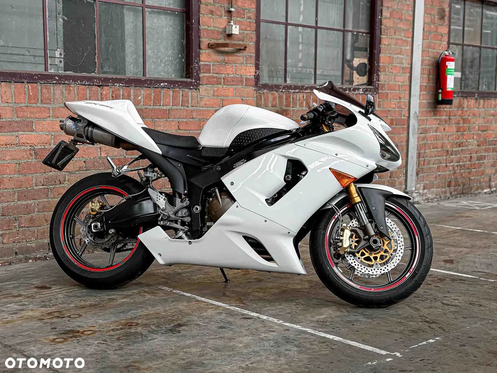 Kawasaki ZXR - 13