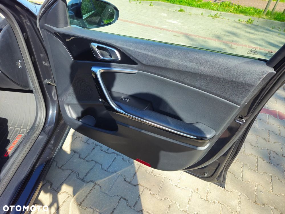 Kia Ceed 1.6 CRDi GT Line - 19