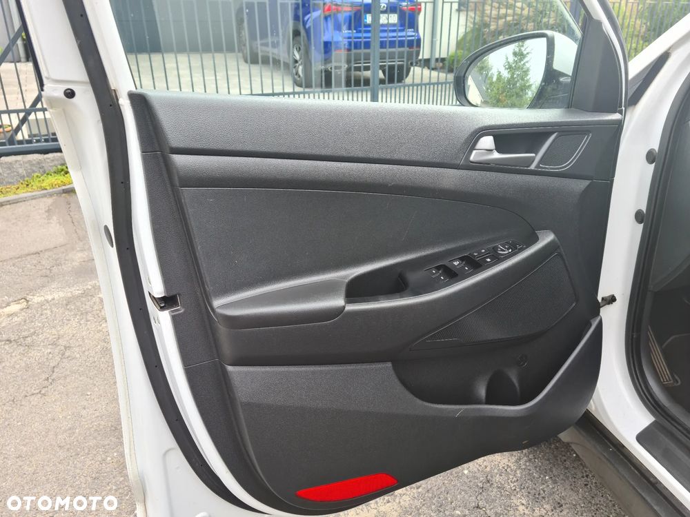 Hyundai Tucson 1.7 CRDI BlueDrive Classic 2WD - 28