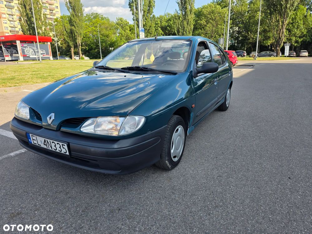 Renault Megane 1.4 RL Eco - 8
