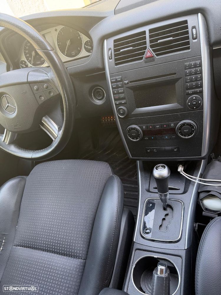 Mercedes-Benz B 200 CDI DPF Autotronic SPORT EDITION - 4