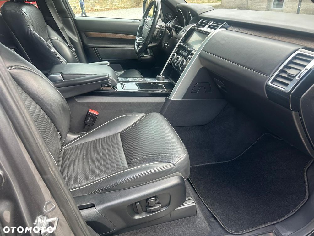 Land Rover Discovery 3.0 TD6 HSE Luxury - 12