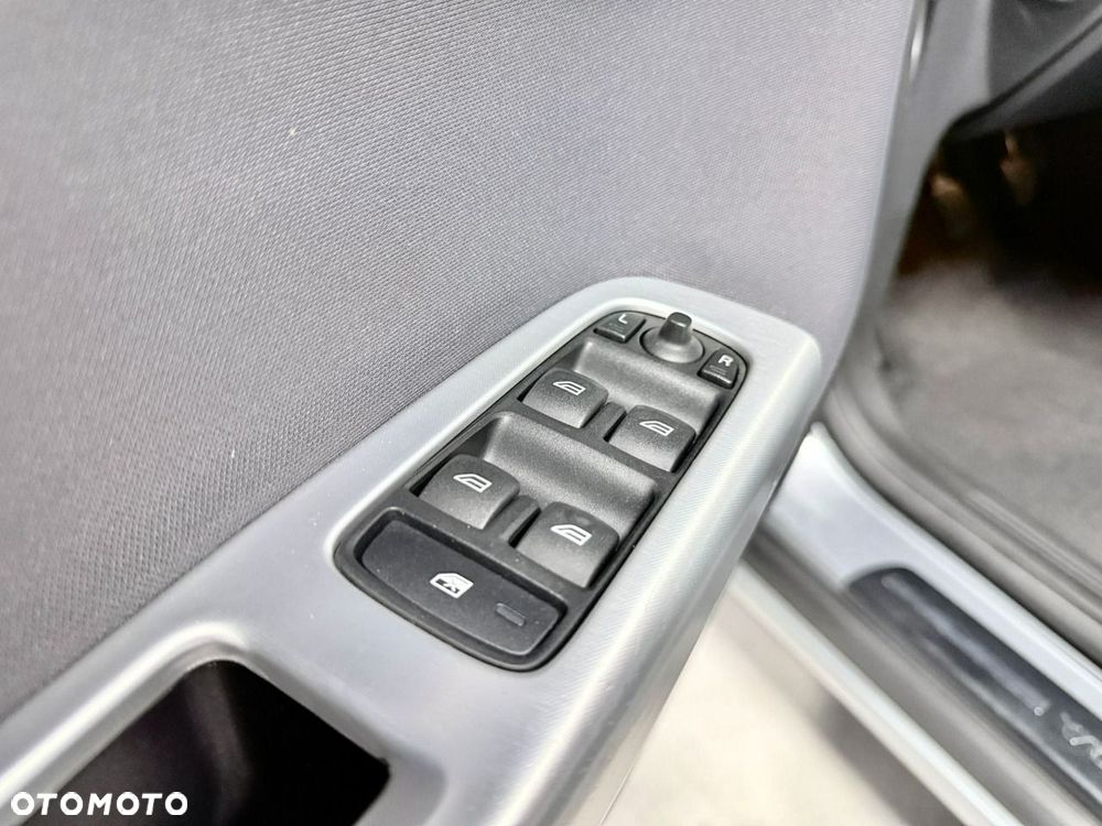 Volvo V50 DPF DRIVe Momentum - 16