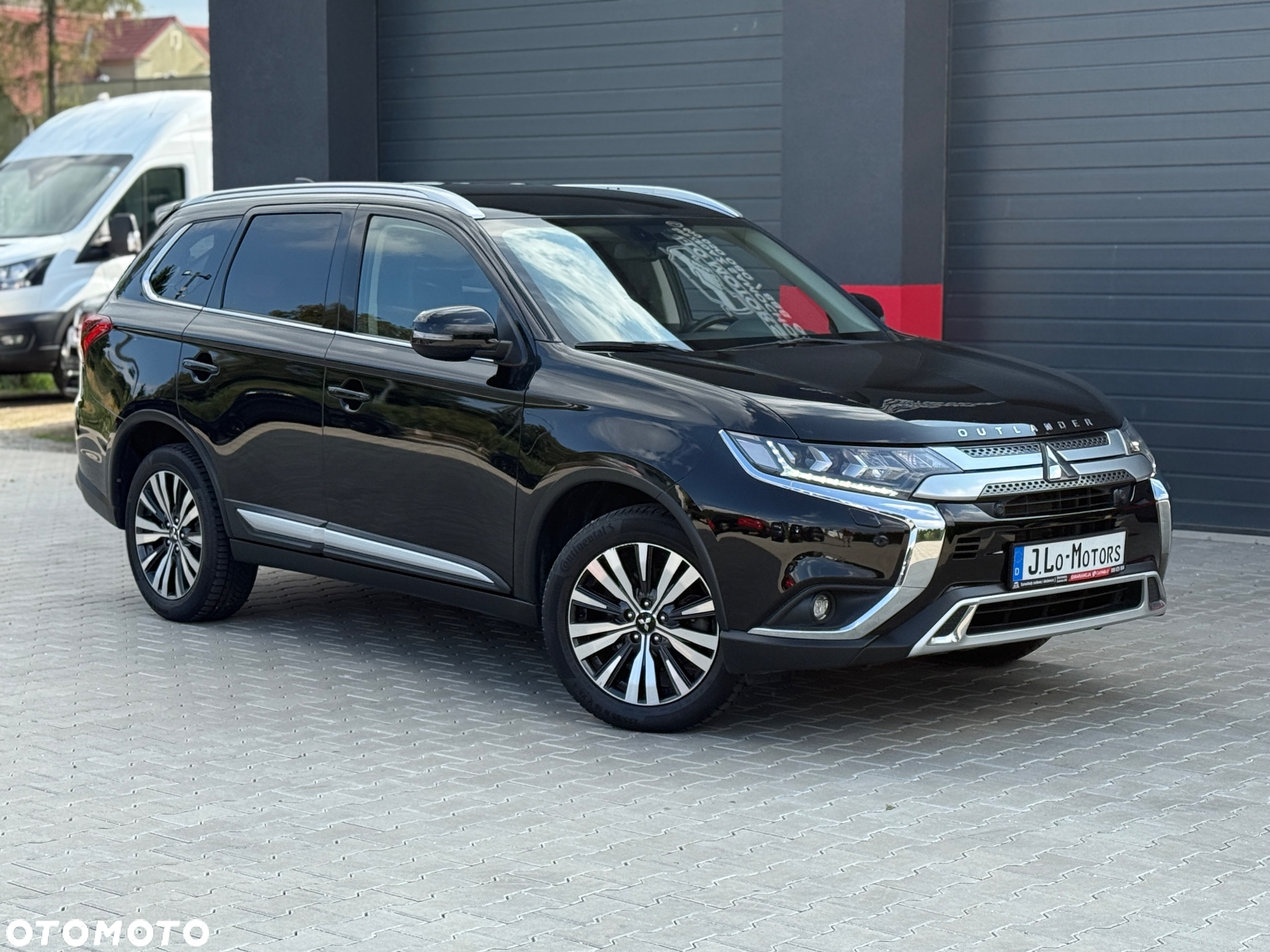 Mitsubishi Outlander 2.0 2WD CVT Diamant Edition+ - 3