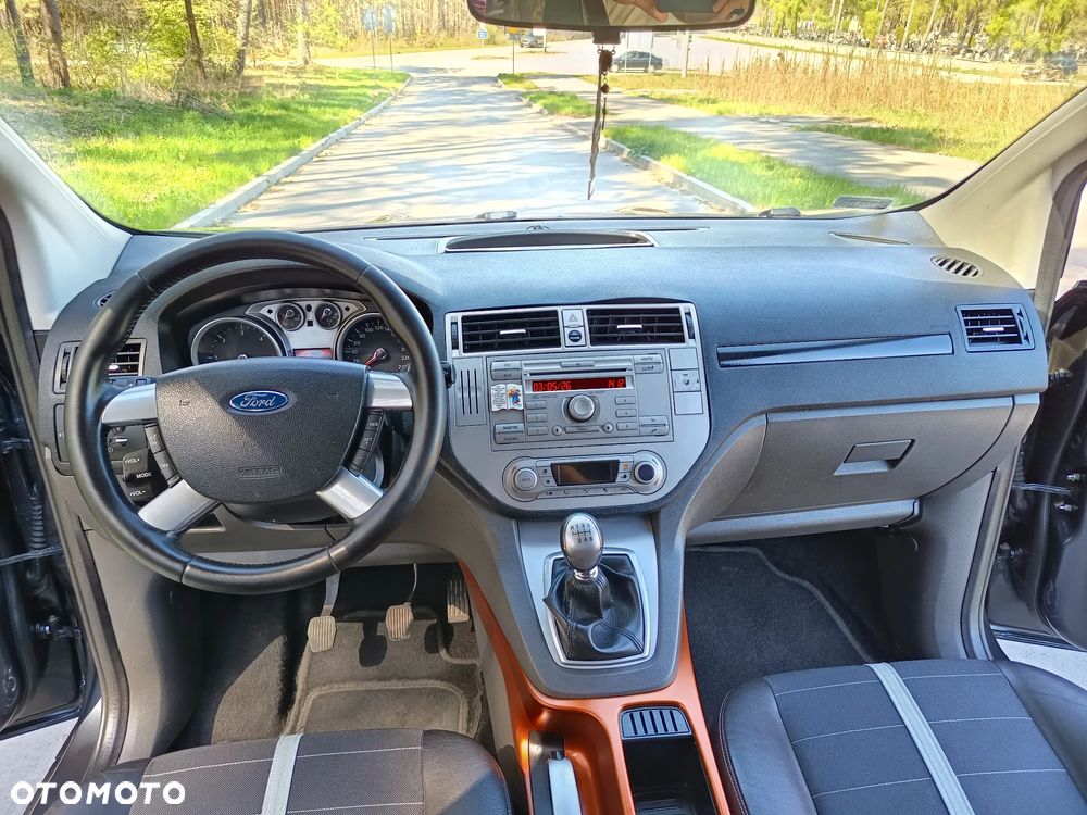 Ford Kuga 2.0 TDCi Titanium - 15