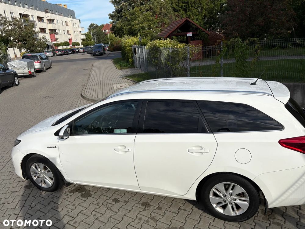 Toyota Auris 1.8 HSD Luna - 14