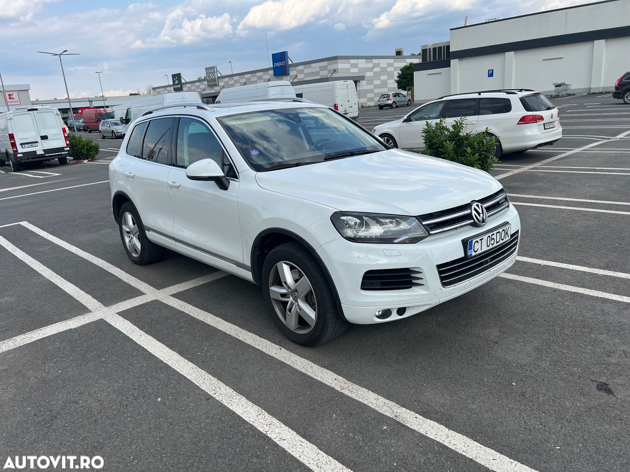 Volkswagen Touareg 3.0 Hybrid Automatik Exclusive - 1