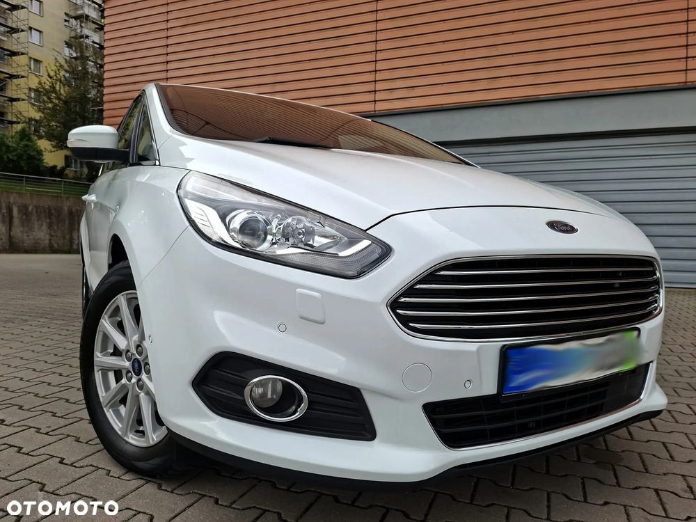Ford S-Max 2.0 TDCi Titanium PowerShift - 2